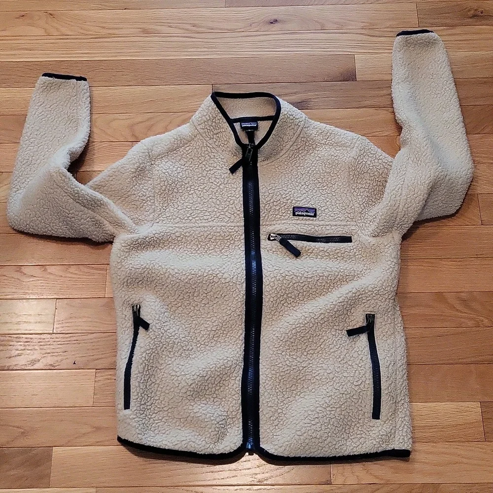 Patagonia Girl's Retro Pile Fleece Jacket in Natural/Navy Size XL/14 - Picture 1 of 10